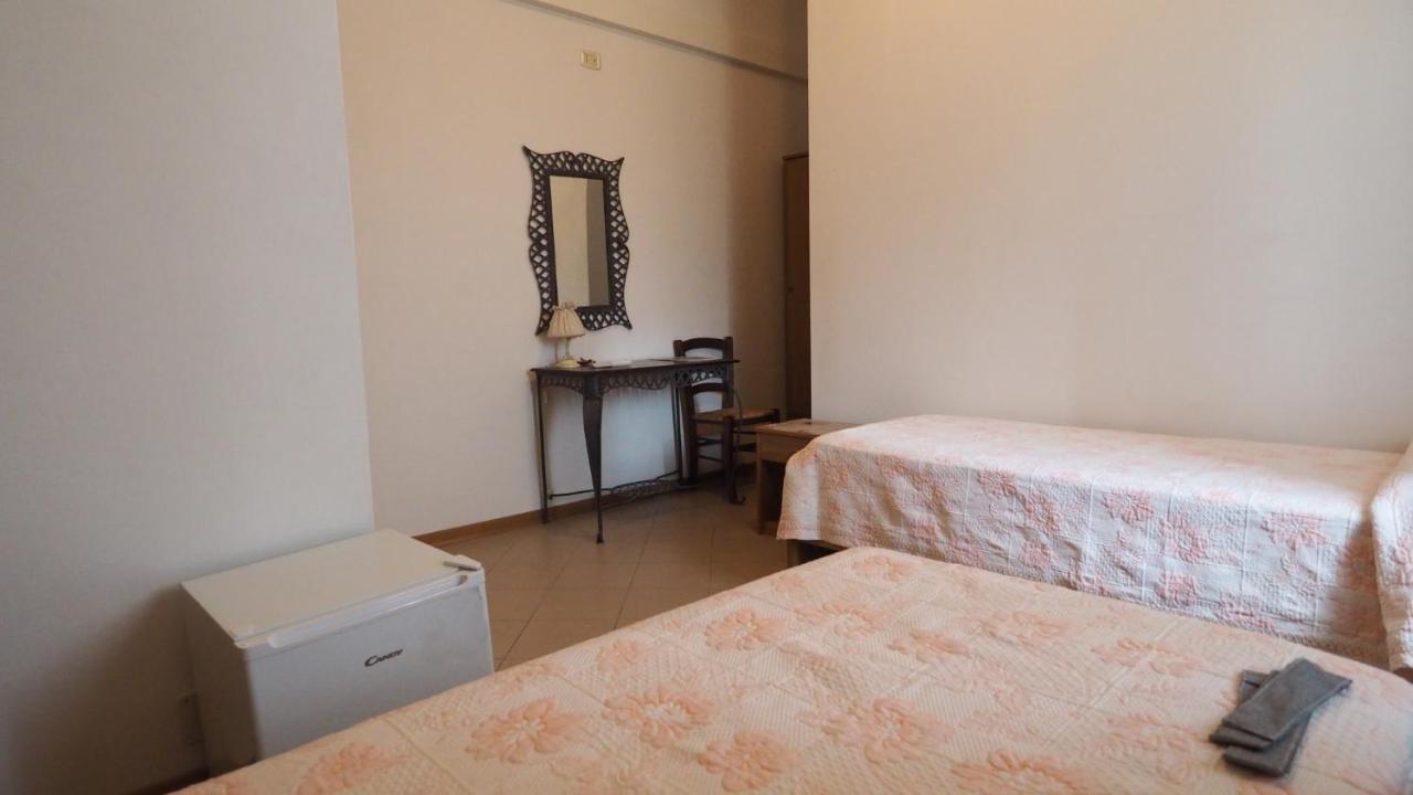 Hotel Casa per ferie Gens Petilia à Pitigliano Extérieur photo