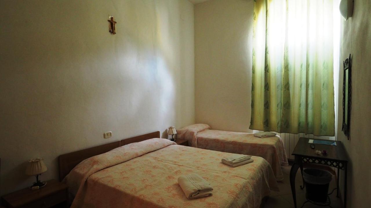 Hotel Casa per ferie Gens Petilia à Pitigliano Extérieur photo